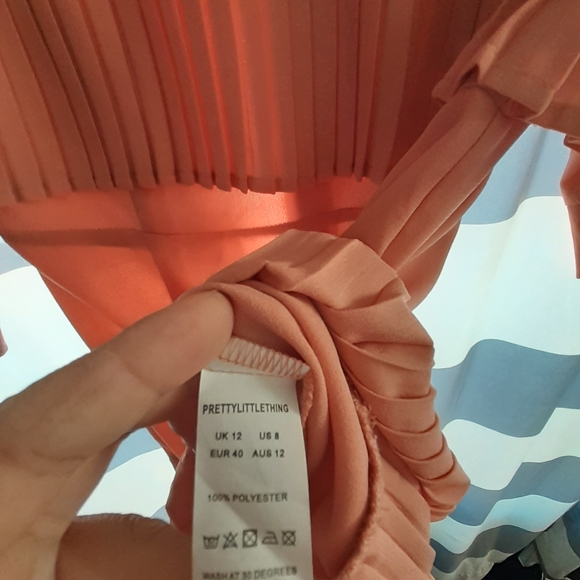 Pretty little thing dress - Picture 7 of 7